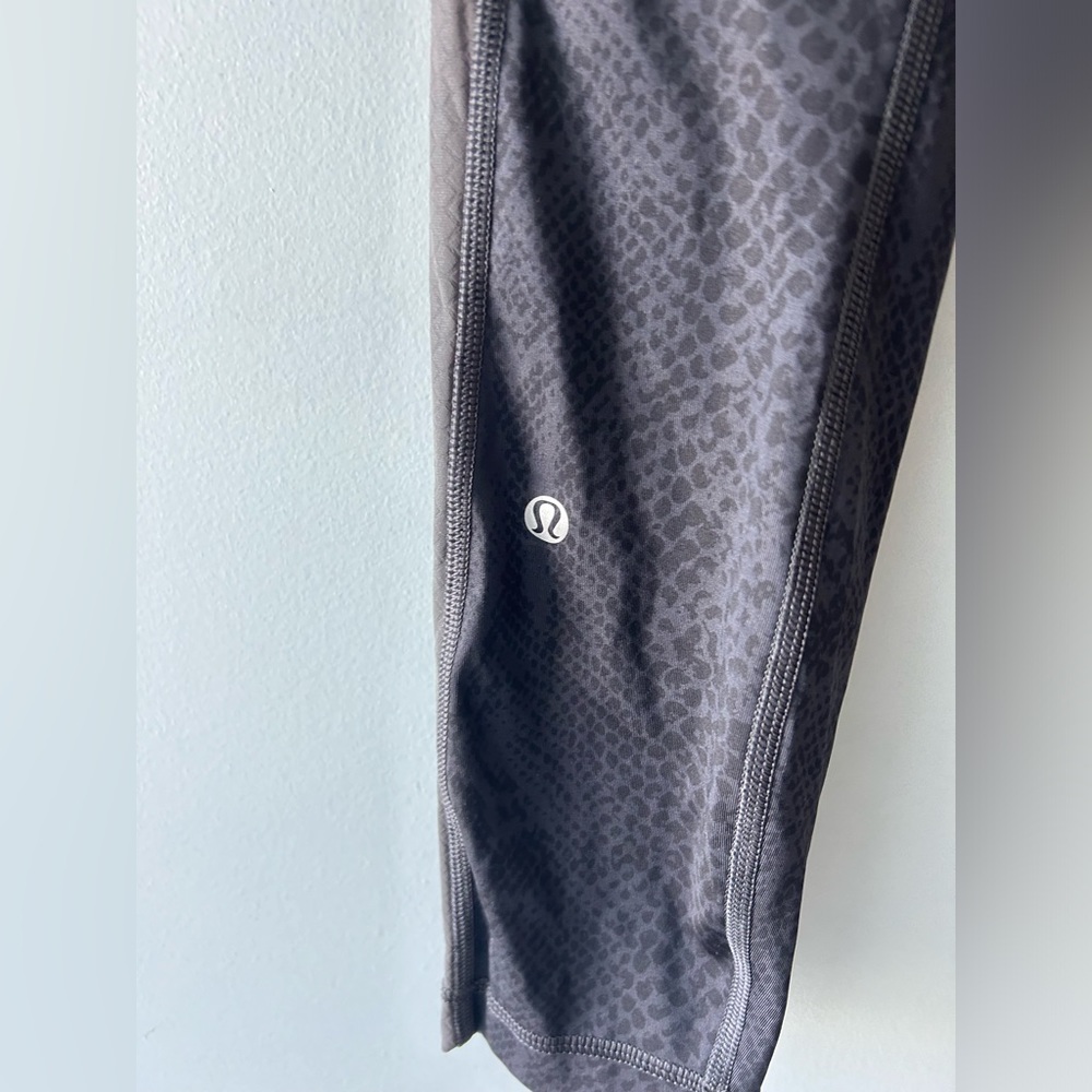Lululemon reflective leggings